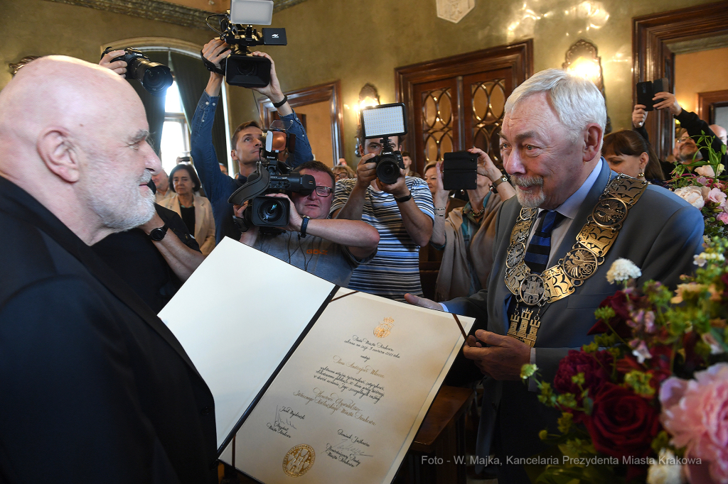 2525jpg.jpg-Andrzej Mleczko  Autor: W. Majka