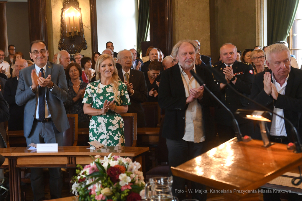 3333jpg.jpg-Andrzej Mleczko  Autor: W. Majka