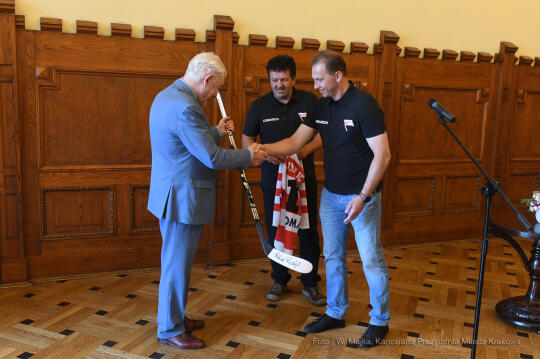 3131jpg.jpg-2022_0615 Spotkanie z drużyną hokejową Comarch Cracovii