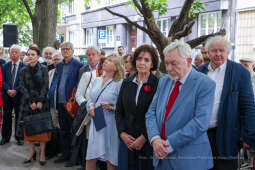 bs-czerwca 21, 2022-img_6141.jpg-Adam Zagajewski, Tablica, Majchrowski