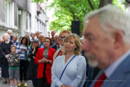 bs-czerwca 21, 2022-img_6186.jpg-Adam Zagajewski, Tablica, Majchrowski