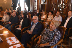 2424jpg.jpg-brązowe Cracoviae Merenti