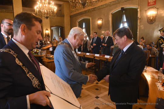 2626jpg.jpg-brązowe Cracoviae Merenti