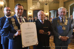 3434jpg.jpg-brązowe Cracoviae Merenti