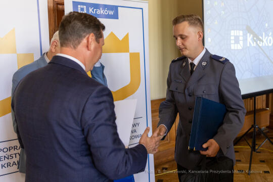 bs_220623_7039.jpg-Gala Bezpieczny Kraków, Majchrowski,