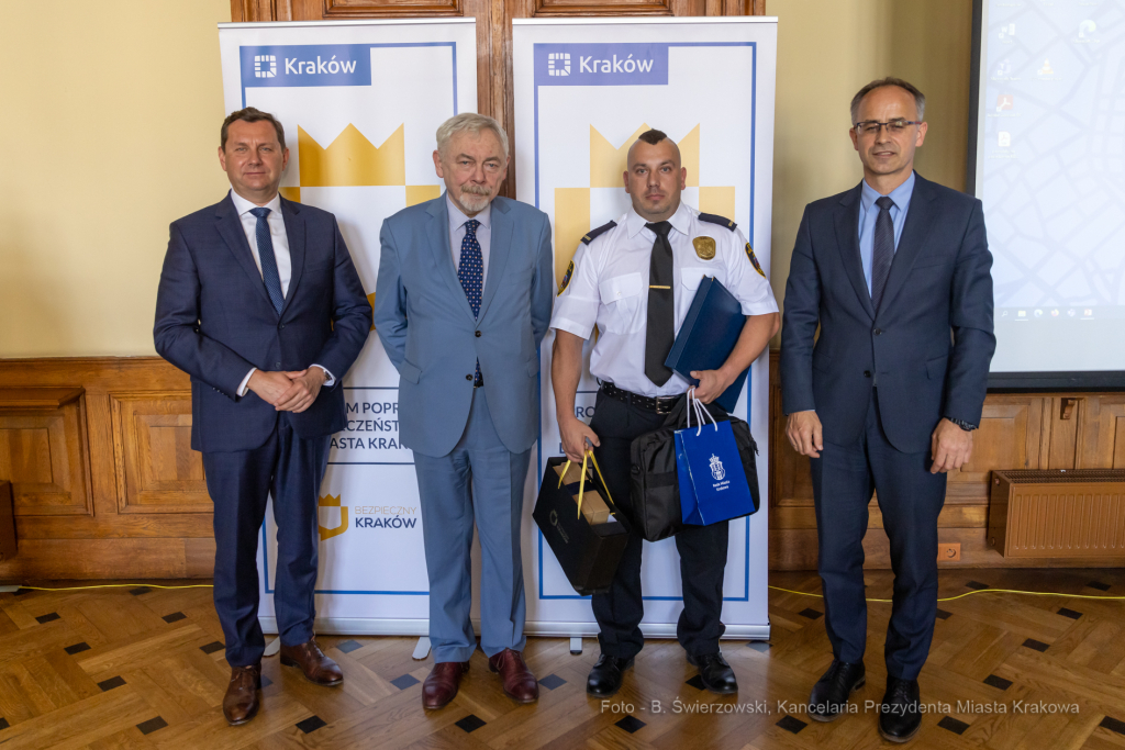 bs_220623_7071.jpg-Gala Bezpieczny Kraków, Majchrowski,  Autor: B. Świerzowski