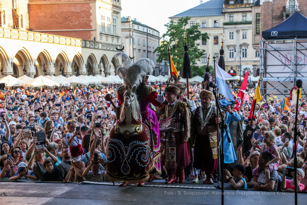 bs_220623_7233.jpg-Pochód Lajkonika, Majchrowski  Autor: Bogusław Świerzowski / krakow.pl