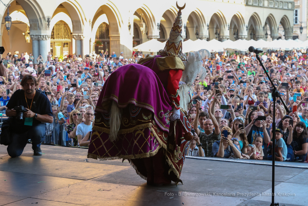 bs_220623_7285.jpg-Pochód Lajkonika, Majchrowski  Autor: Bogusław Świerzowski / krakow.pl