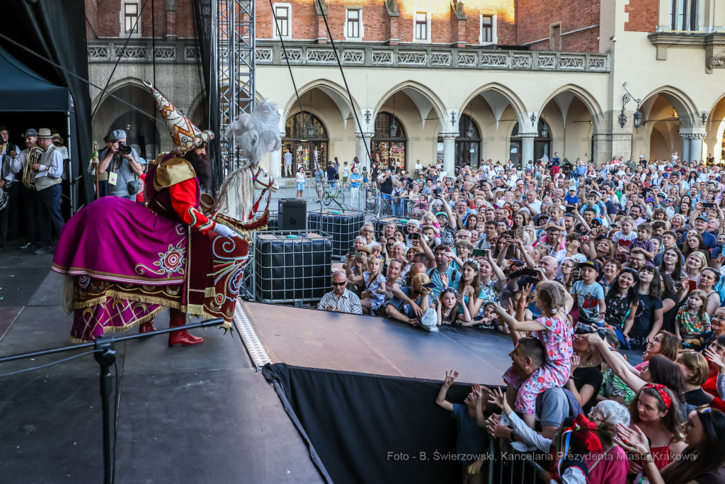 bs_220623_7428.jpg-Pochód Lajkonika, Majchrowski  Autor: Bogusław Świerzowski / krakow.pl