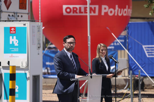 bs_220624_8396.jpg-Stacja Wodór, MPK, Majchrowski, Obajtek