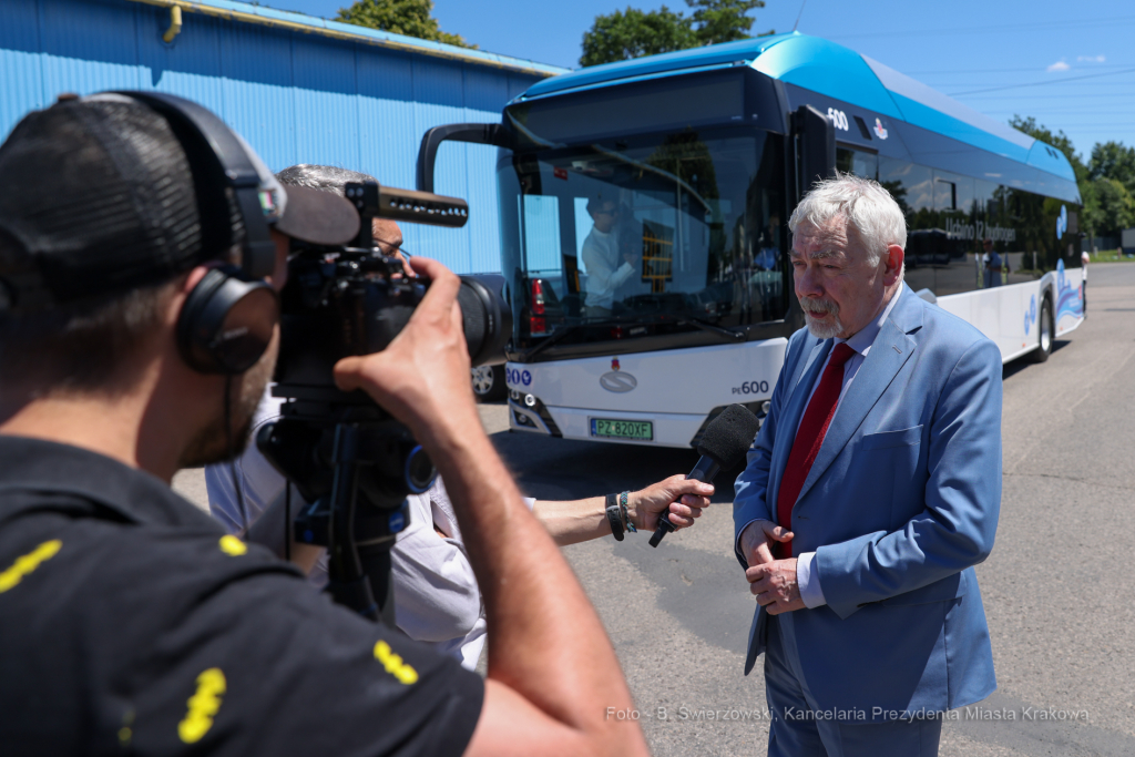 bs_220624_8577.jpg-Stacja Wodór, MPK, Majchrowski, Obajtek  Autor: B. Świerzowski