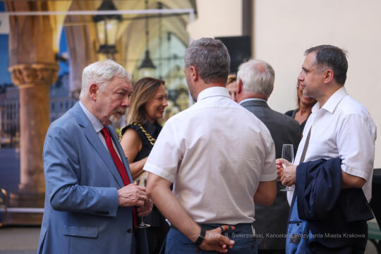 bs-czerwca 24, 2022-img_8866.jpg-Profesorowie, Spotkanie, Majchrowski