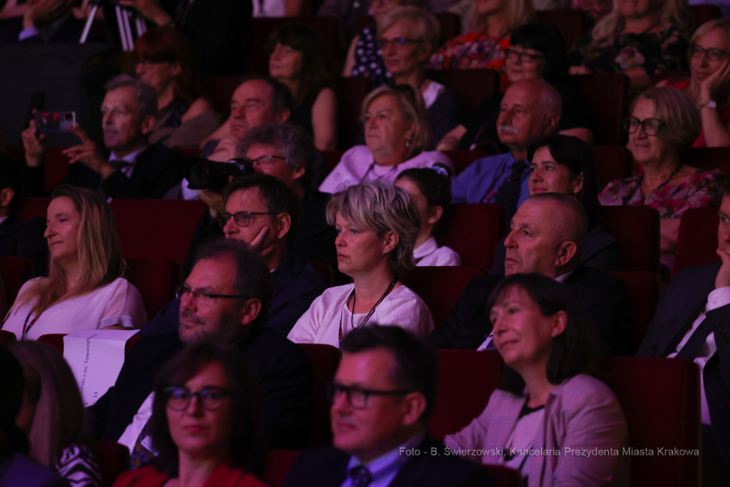 bs-czerwca 25, 2022-img_9506.jpg-V LO, Alicja Bachleda Curuś, Majchrowski  Autor: B. Świerzowski