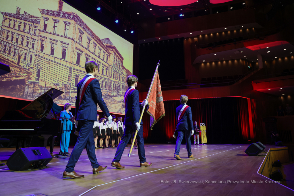 bs-czerwca 25, 2022-img_9517.jpg-V LO, Alicja Bachleda Curuś, Majchrowski  Autor: B. Świerzowski