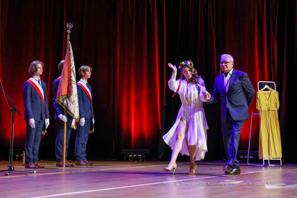 bs-czerwca 25, 2022-img_9558.jpg-V LO, Alicja Bachleda Curuś, Majchrowski  Autor: B. Świerzowski