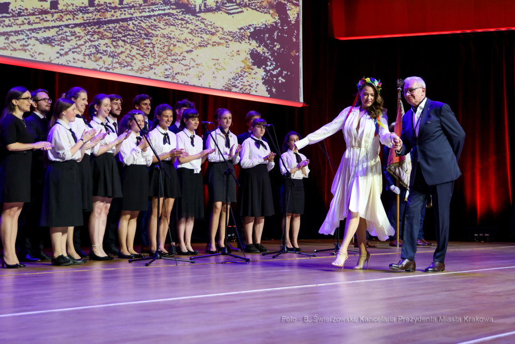 bs-czerwca 25, 2022-img_9560.jpg-V LO, Alicja Bachleda Curuś, Majchrowski  Autor: B. Świerzowski