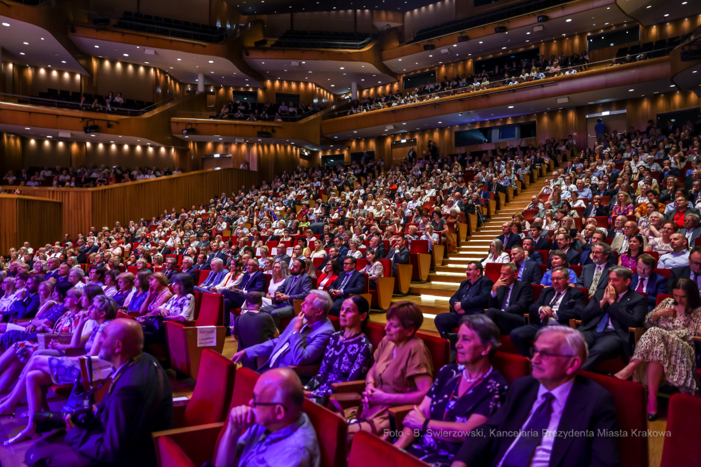 bs-czerwca 25, 2022-img_9656.jpg-V LO, Alicja Bachleda Curuś, Majchrowski  Autor: B. Świerzowski