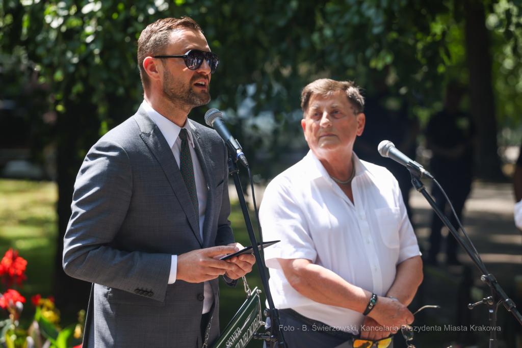 bs_220629_1019.jpg-Skwer Skrzyneckiego, Piaskowski, Otwarcie  Autor: B. Świerzowski