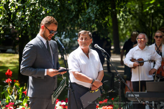 bs_220629_1026.jpg-Skwer Skrzyneckiego, Piaskowski, Otwarcie