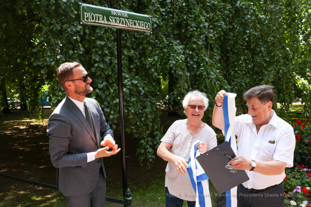 bs_220629_1065.jpg-Skwer Skrzyneckiego, Piaskowski, Otwarcie  Autor: B. Świerzowski