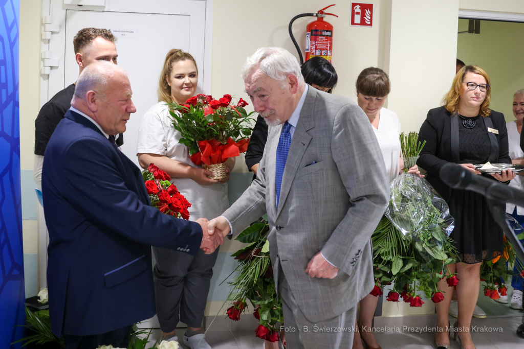 bs_220630_1704.jpg-Szpital Narutowicza, Majchrowski  Autor: B. Świerzowski