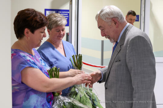 bs_220630_1705.jpg-Szpital Narutowicza, Majchrowski