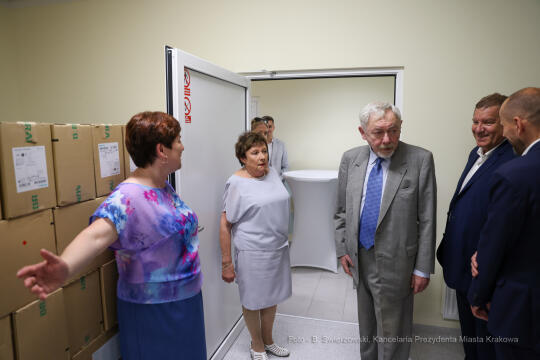 bs_220630_1868.jpg-Szpital Narutowicza, Majchrowski