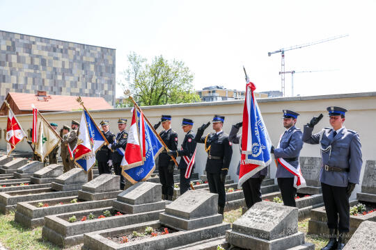 bs_220630_1962.jpg-Pomnik Wieniawy Długoszowskiego, Majchrowski, Uroczystości