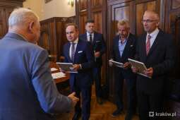 xlbinijw.jpeg-Wyróżniono najlepsze stacje kontroli pojazdów