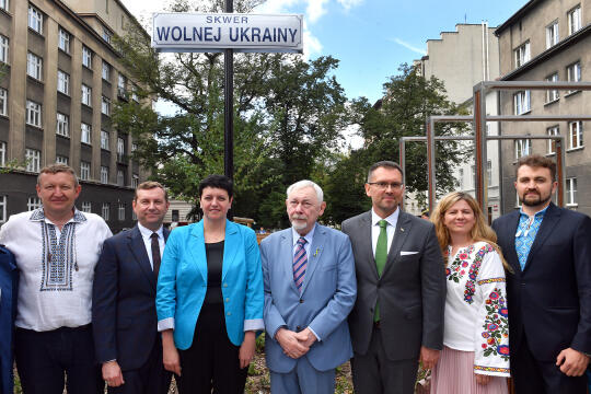 umk_2208.jpg-otwarcie, skwer wolnej ukrainy, majchrowski, uroczystosc