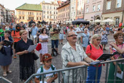 20220805_umk_46.jpg-Lekcja śpiewania, 2022, Kadrówka 1914