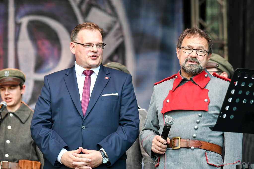 20220805_umk_58.jpg-Lekcja śpiewania, 2022, Kadrówka 1914  Autor: P. Wojnarowski