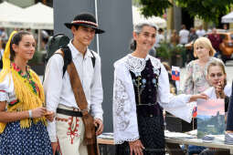 20220808_umk_57.jpg-Targi Sztuki Ludowej, Kraków, Rynek