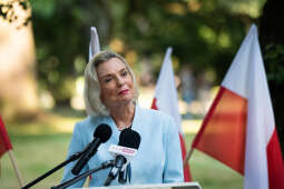 umk_7777.jpg-Capstrzyk, Park im dr H. Jordana, gen. Władysław Anders, Anna Anders