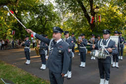 umk_7836.jpg-Capstrzyk, Park im dr H. Jordana, gen. Władysław Anders, Anna Anders