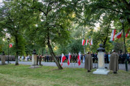 umk_7845.jpg-Capstrzyk, Park im dr H. Jordana, gen. Władysław Anders, Anna Anders