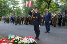 umk_7873.jpg-Capstrzyk, Park im dr H. Jordana, gen. Władysław Anders, Anna Anders