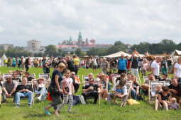 zdjęcie 14.08.2022, 12 40 34.jpg-Urodziny smoka – wielki piknik na Błoniach