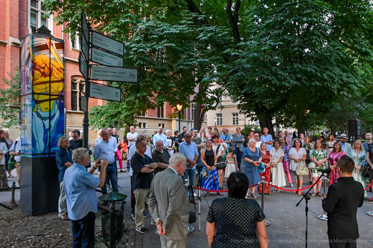umk_9634.jpg-witraże, wystawa, Kraków, Jacek Majchrowski