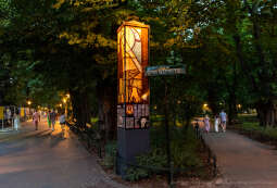 umk_9824.jpg-witraże, wystawa, Kraków, Jacek Majchrowski