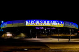 umk_0501.jpg-Kraków, Ukraina, solidarność, marsz, podświetlenia