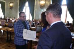 13.jpeg-Dyrektorzy szkół odebrali akty powierzenia