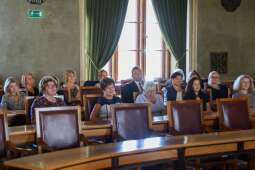 2.jpeg-Dyrektorzy szkół odebrali akty powierzenia