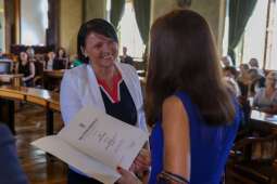 7.jpeg-Dyrektorzy szkół odebrali akty powierzenia