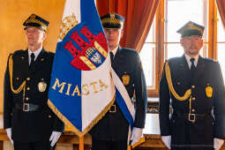 umk_1921.jpg-swieto, straz miejska, strazy miejskiej, uroczystosc, odznaczenia, odznaczen