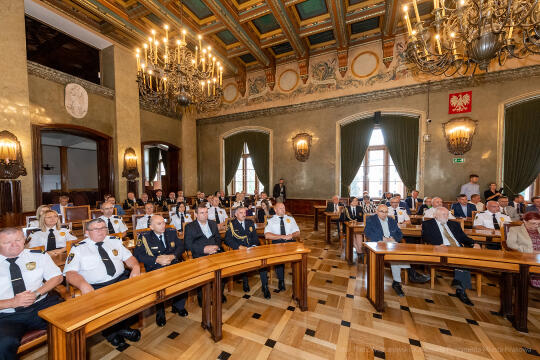 umk_2073.jpg-swieto, straz miejska, strazy miejskiej, uroczystosc, odznaczenia, odznaczen