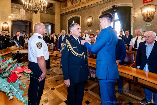 umk_2099.jpg-swieto, straz miejska, strazy miejskiej, uroczystosc, odznaczenia, odznaczen