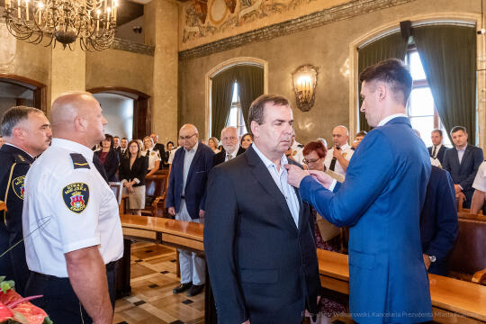 umk_2103.jpg-swieto, straz miejska, strazy miejskiej, uroczystosc, odznaczenia, odznaczen