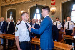 umk_2152.jpg-swieto, straz miejska, strazy miejskiej, uroczystosc, odznaczenia, odznaczen