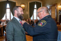 umk_2250.jpg-swieto, straz miejska, strazy miejskiej, uroczystosc, odznaczenia, odznaczen